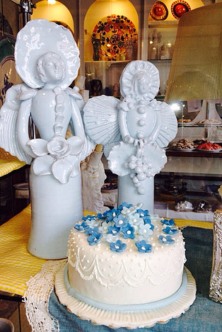 Set of 2 white Matrangele